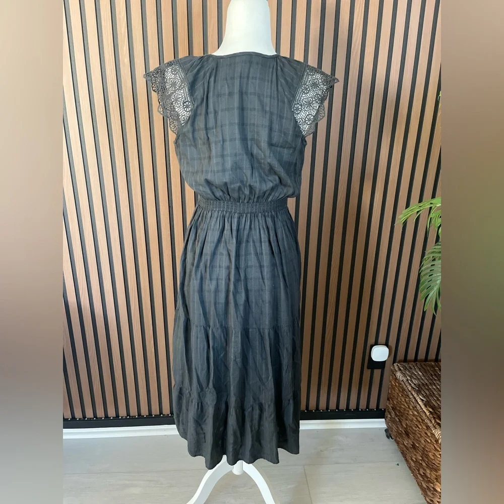 Old Navy Waist-Defined Crochet-Sleeve Tie-Neck Midi Dress Size S Charcoal